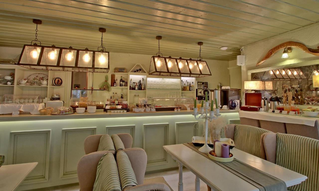 Boutique Hotel Skamnos 아라초바 외부 사진