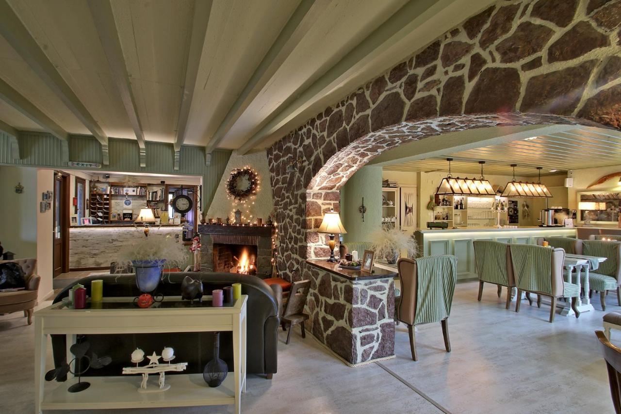 Boutique Hotel Skamnos 아라초바 외부 사진