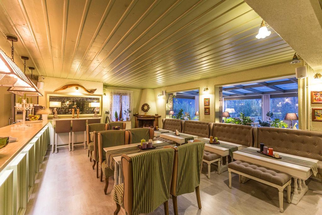 Boutique Hotel Skamnos 아라초바 외부 사진