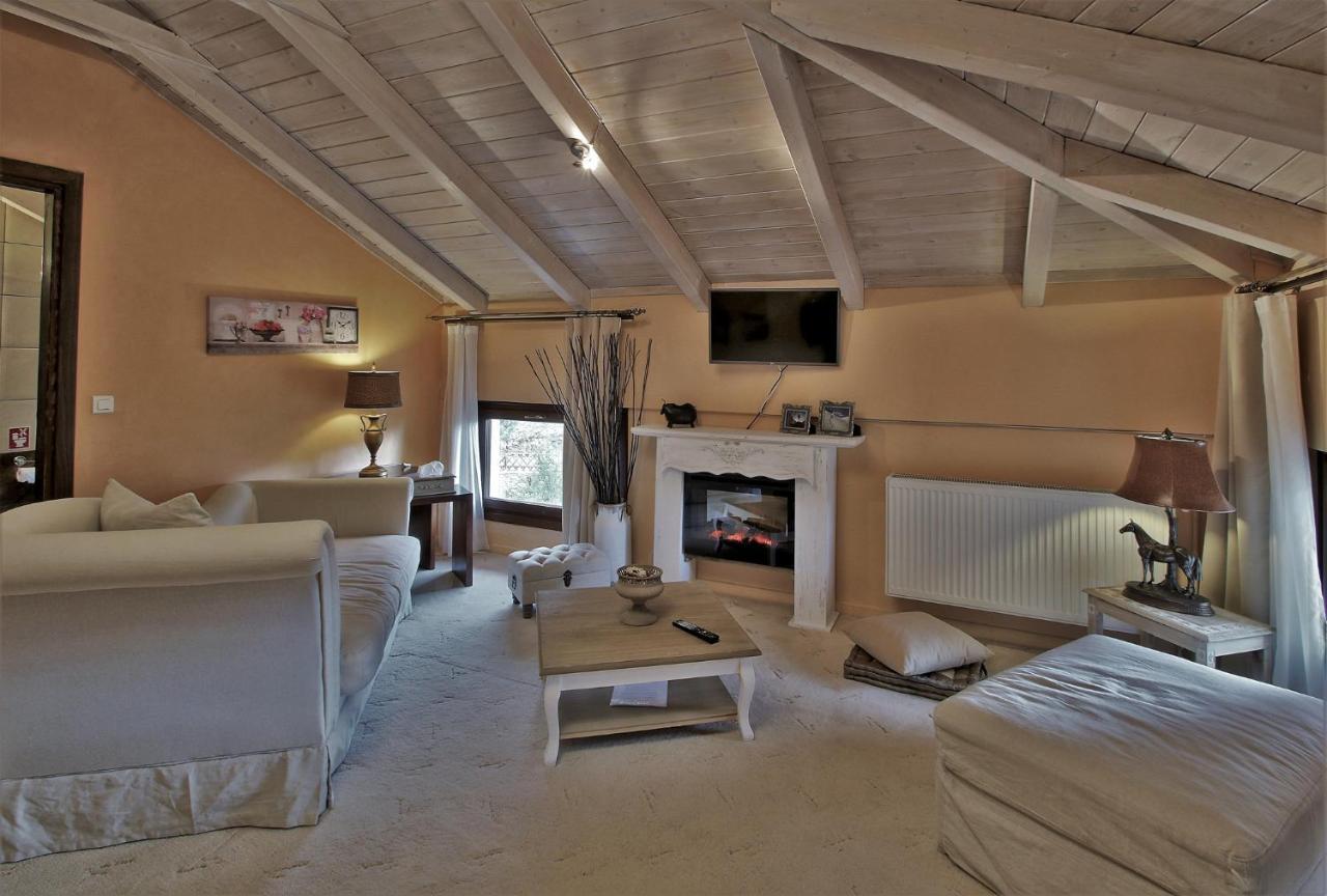 Boutique Hotel Skamnos 아라초바 외부 사진